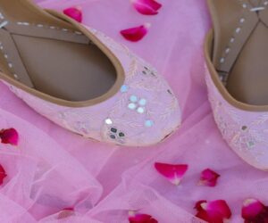 Can Ladies Khussas Elevate Your Semi Formal Look Instantly?