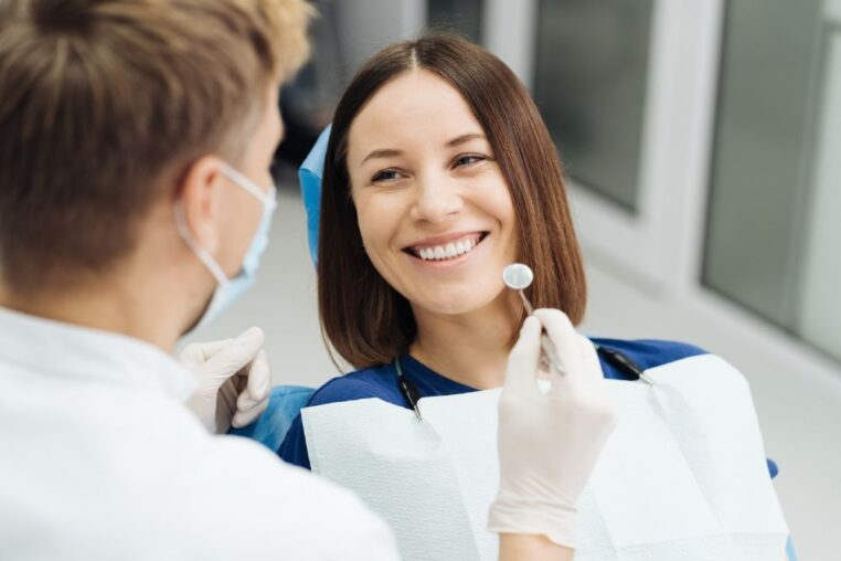 Should-You-Whiten-Your-Teeth-If-You-Have-Fillings.