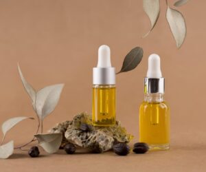 Why Sourcing from Reputable Essential Oils Manufacturers and Suppliers Matters