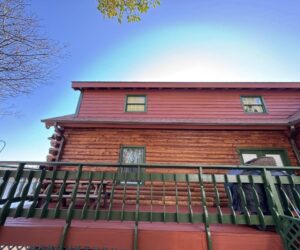 The Power of a Clean Slate: Benefits of Media Blasting in Log Home Restoration