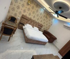 Best Room in Greater Noida