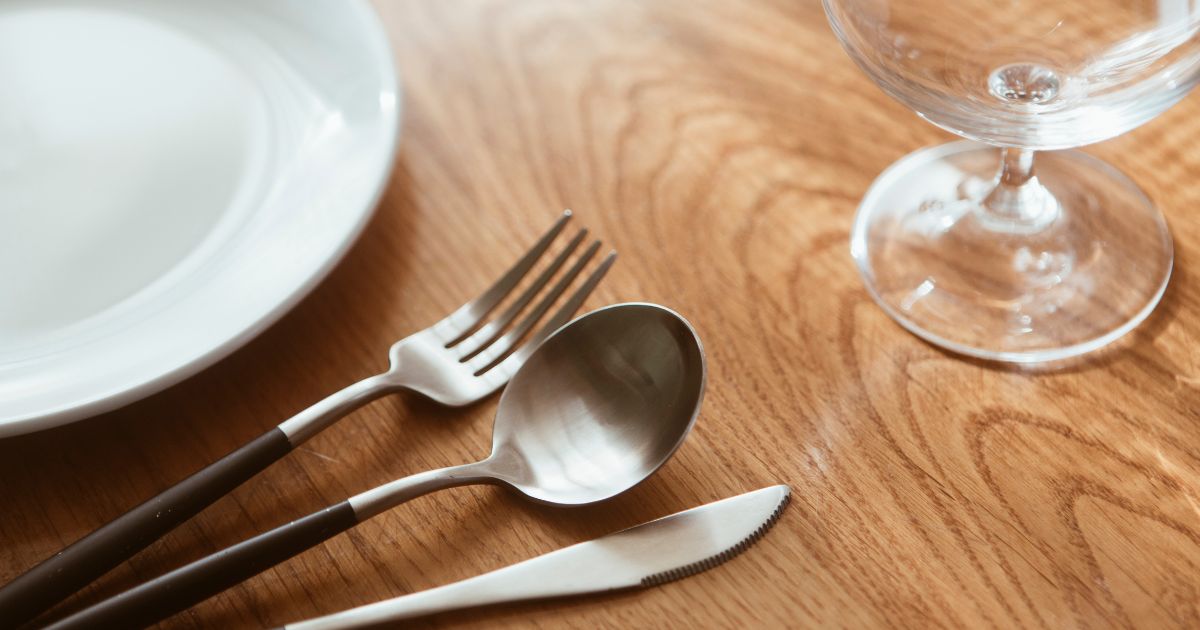restaurant-cutlery-