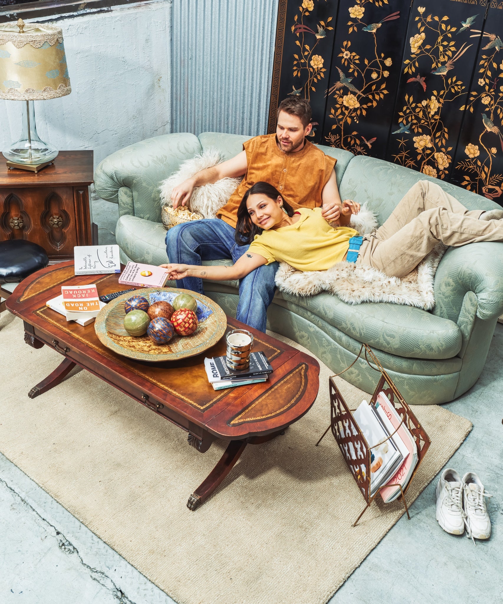 traditional coffee table