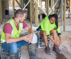 Lightweight Construction Work Boots: Balancing Safety and Comfort