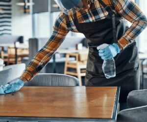 Select the best industrial cleaning supplies for your business