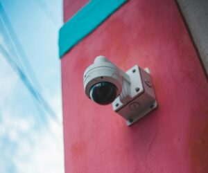 Weapon Detection vs. Traditional Security: What’s the Difference?