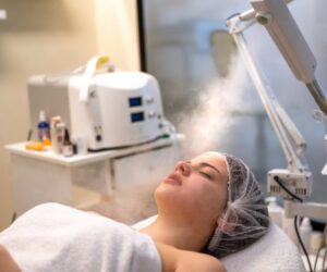 The Complete Dermatologist’s Guide to Eliminating Blackheads and Whiteheads