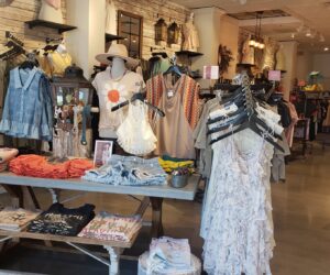 Apricot Lane Boutique Middletown