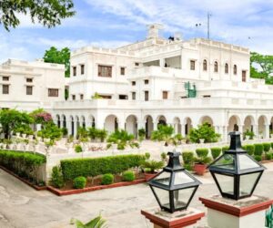 Srinagar to Pahalgam Cab booking