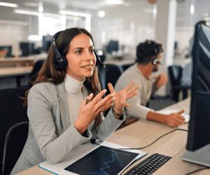 AI QMS Software for Call Centers: Essential QA Tools for Peak Performance